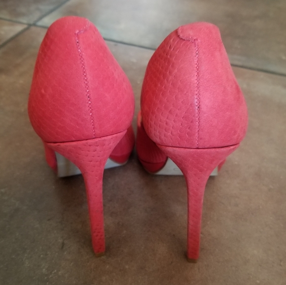 Aldo Kristina Red Leather Women's Heels Pumps Sz 7 - Picture 9 of 9